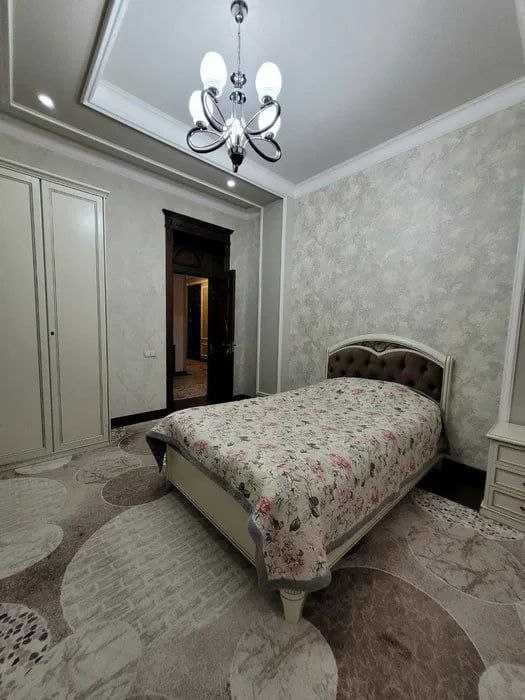 Sotiladi Евро Дом Яккасарай махаля Бог Сарай 3,5 сотки 4 уровня