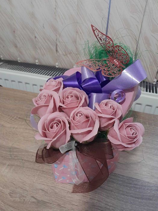 Сапунени рози в кутия
