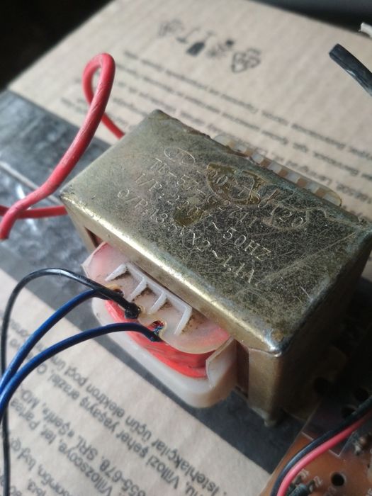 Трансформатор 13,5V-1.1A