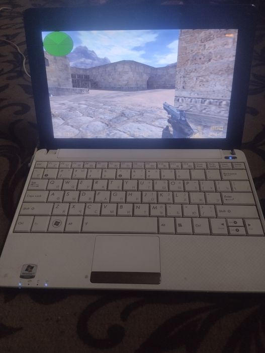Ee PC noutbuk sotiladi