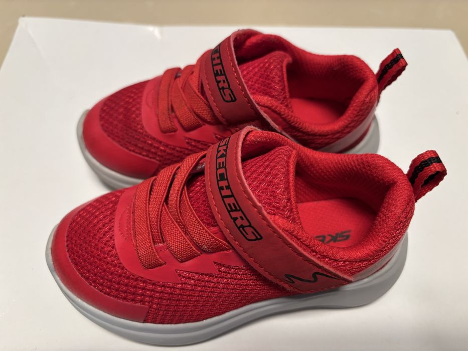 Adidasi skechers copii  nr 24 ( 14 cm talpa)