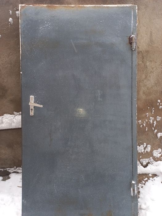 Дверь входная...