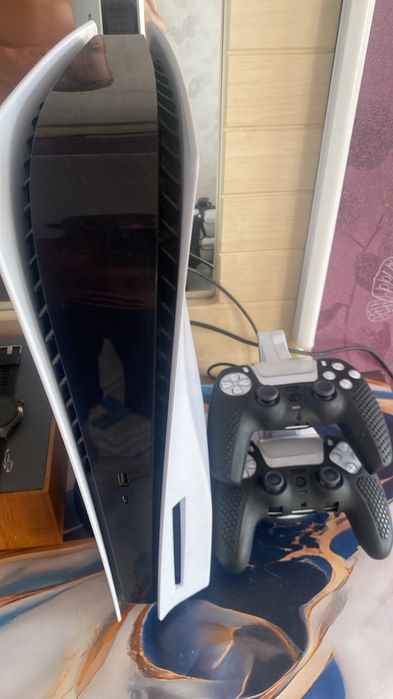 Продам sony piaystion 5