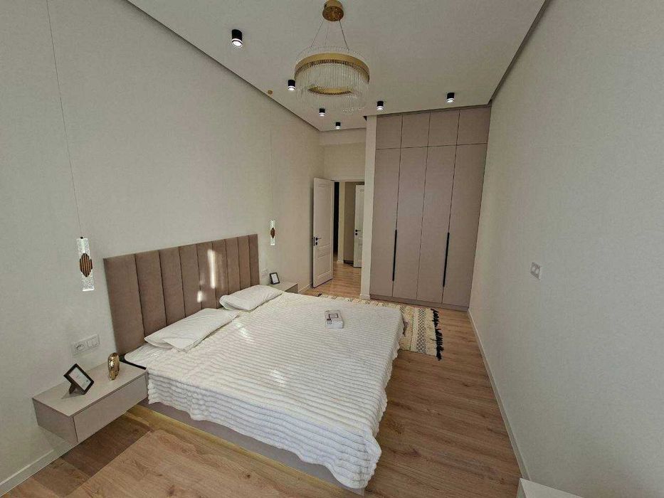 Продается Новостройка Нео Хаус, 4/2/10, ул.Фаргона йули.