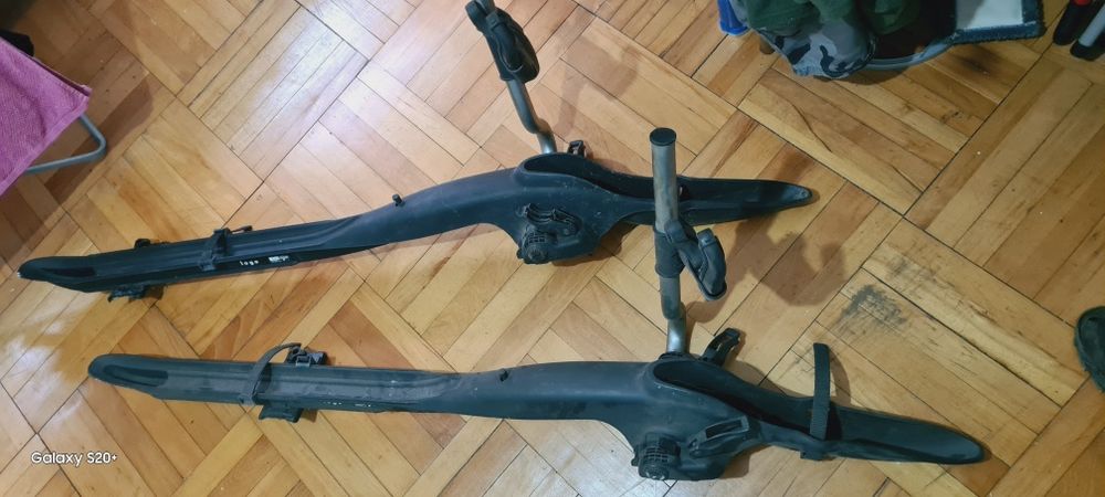 Vind suporți biciclete