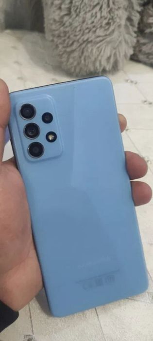 Samsung galaxy A52 памят 4/128 Гблик телефон сотилади