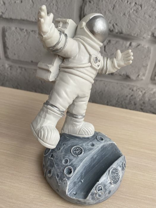 Подставка под телефон