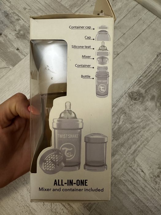 Twistshake шише Анти колик Anti-colic
