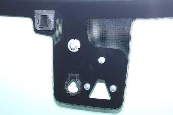 предно стъкло Jeep Grand Cherokee WK2 16-21г сензор, камера, асистент