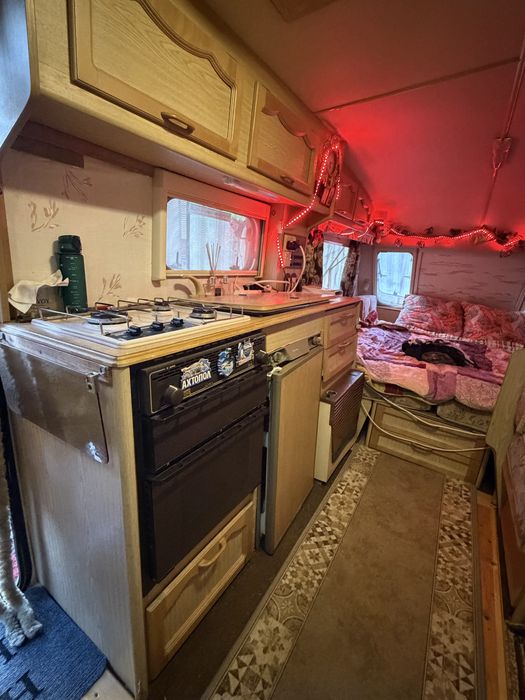 Каравана Elddis Typhoon GT 7м