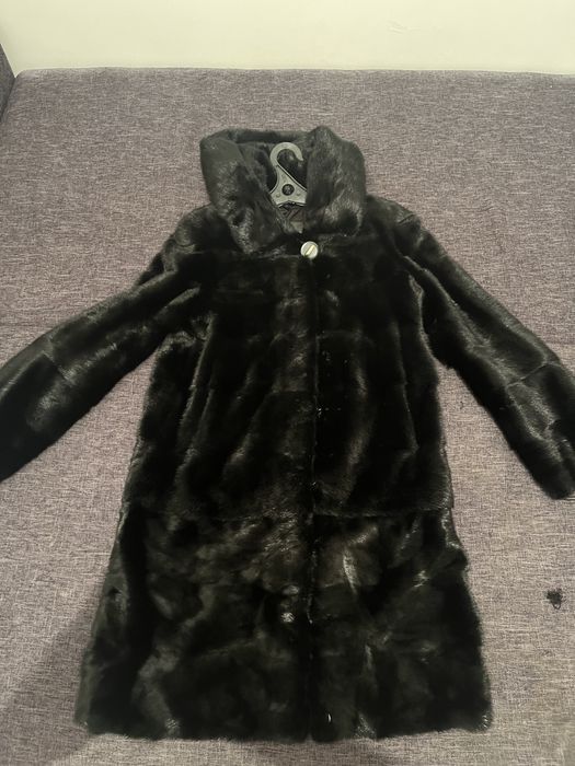 Продам зимную шубу