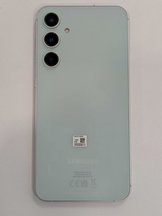 Samsung S23 FE 8/128Gb (Iulius Mall)(B-65433) Garantie 2 ani!