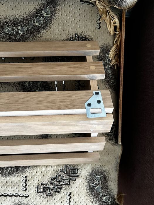 Продаю настенную вешалку