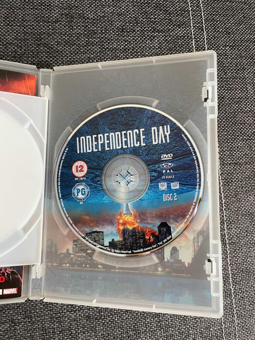 DVD-uri originale cu filme celebre