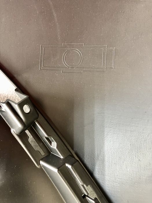 Передний бампер Камри 75