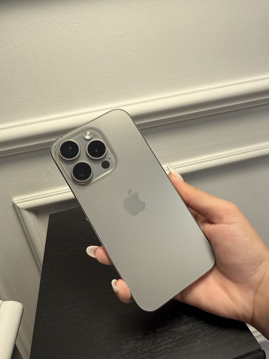 Iphone 15 PRO Titanium
