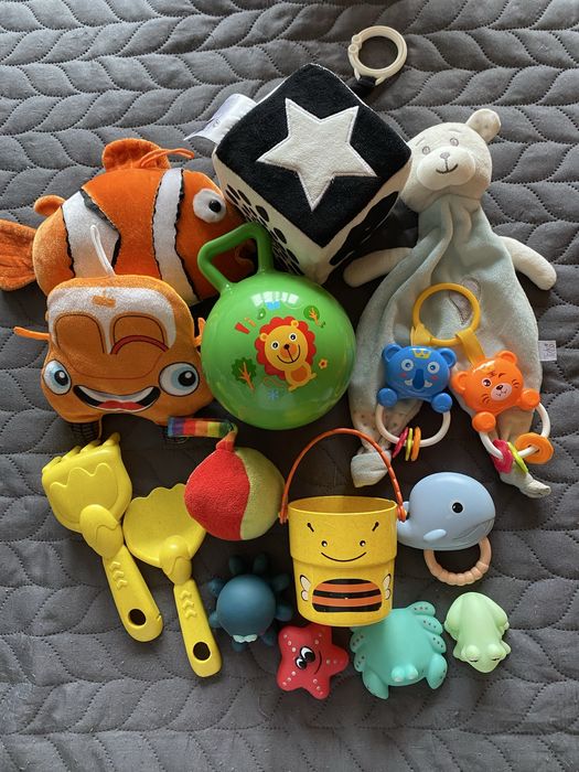 Лот бебешки 50лв