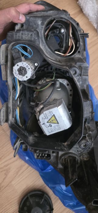 Vand Faruri BMW E60