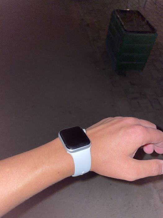 Apple watch se..