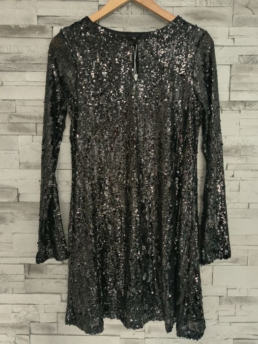 Rochie neagră paiete nouă