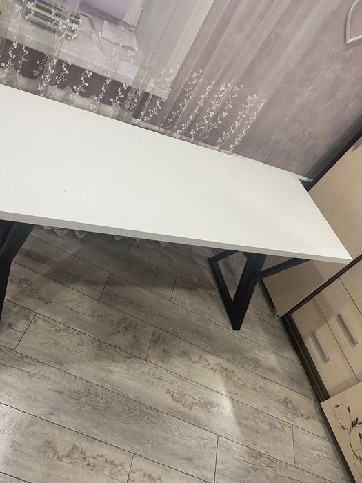 Продам Стол компьютерный