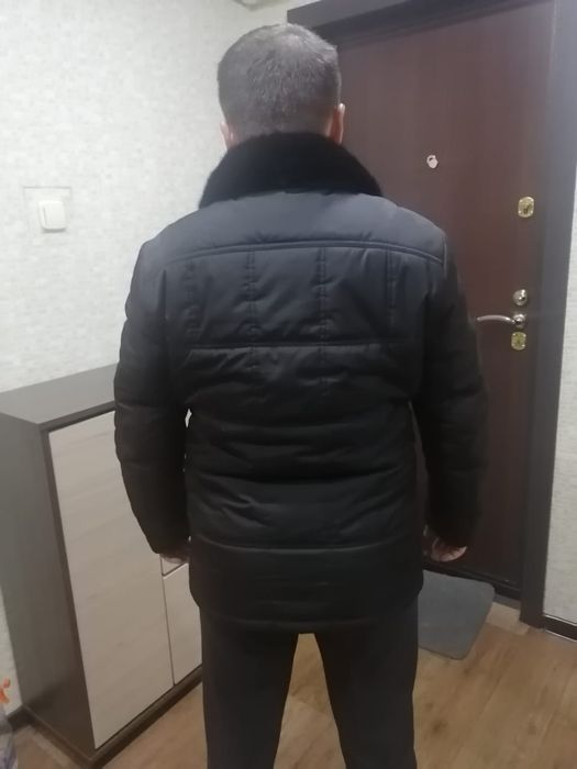 Продаю зимнию куртку