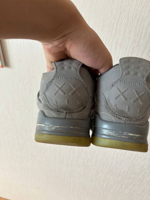 Nike Air Jorban 4 Retro × Kaws оригинал