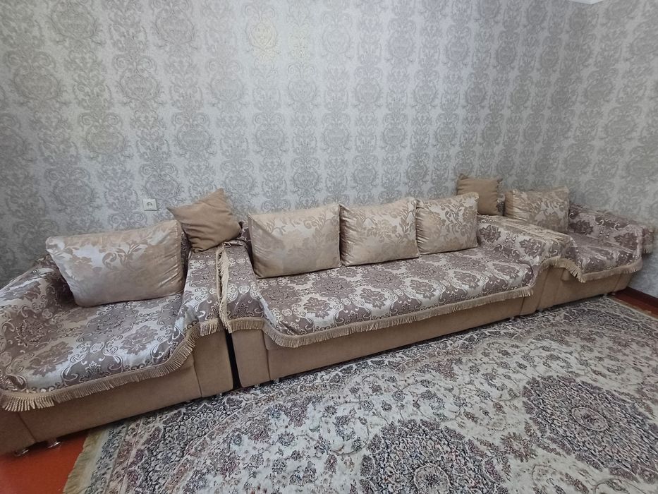 Продам Диван в отличном состоянии