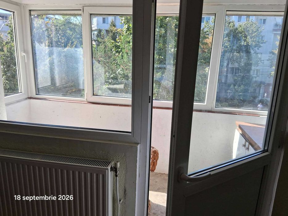 Viitoarea ta locuință: str. Energiei, et. 2, vedere stradală sud, decomandat, termoizolat, logie, balcon, termopan, centrală nouă wi-fi, finisaj vechi