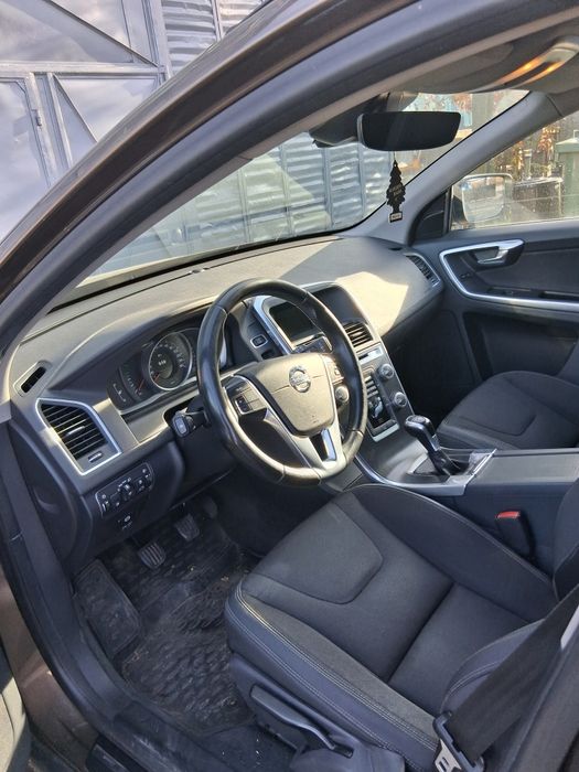 Propietar vând Volvo XC 60