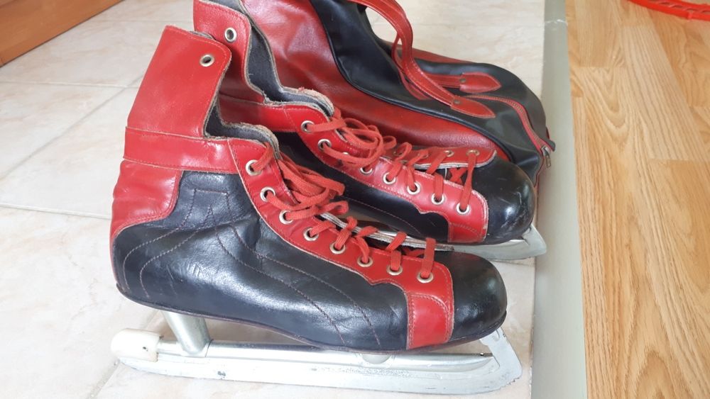 Канадски кънки за лед