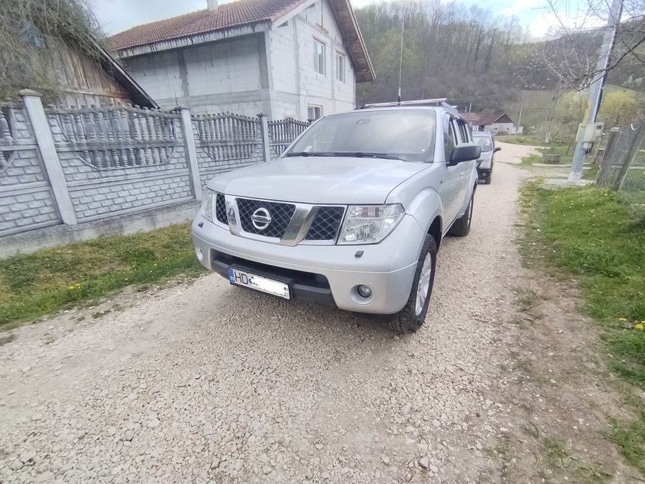 Vând Nissan pathfinder r51 2.5dci 4x4