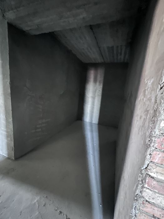 Каропка 2,3,4 этаж уйлар сотилади.