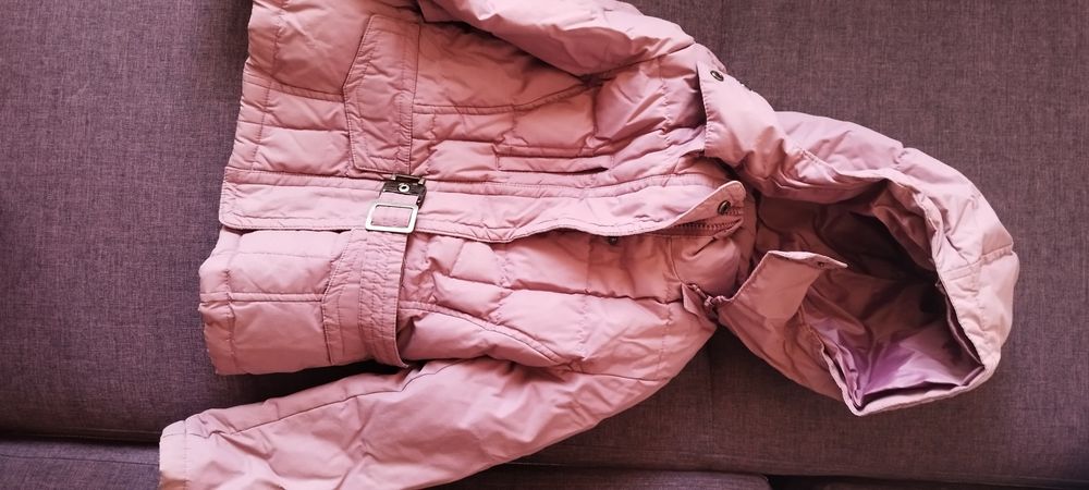 Продам комбинезоны и куртки