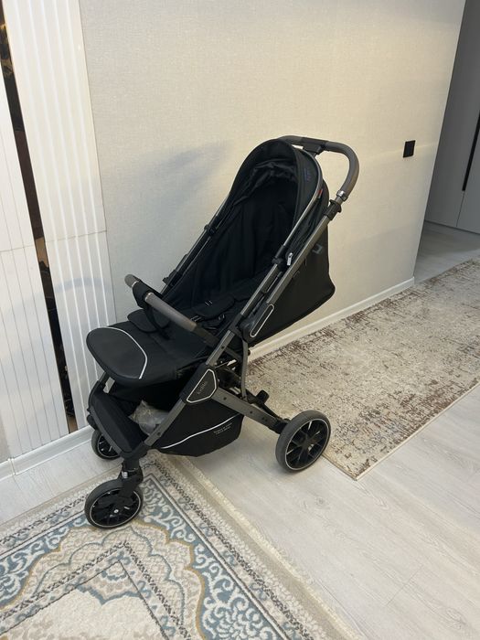 Срочно продам коляска