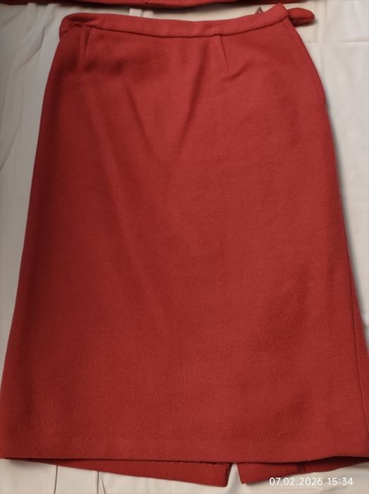 Ретро дамски  костюми