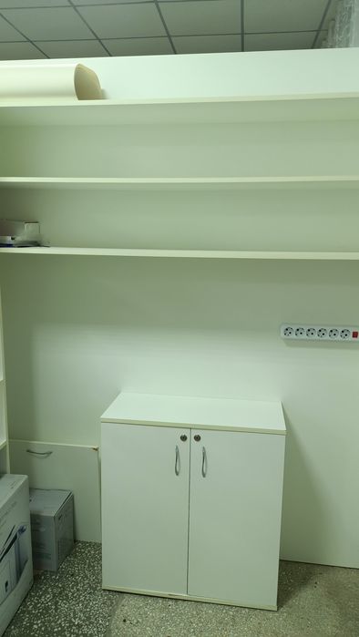 Продам стеллаж недорого