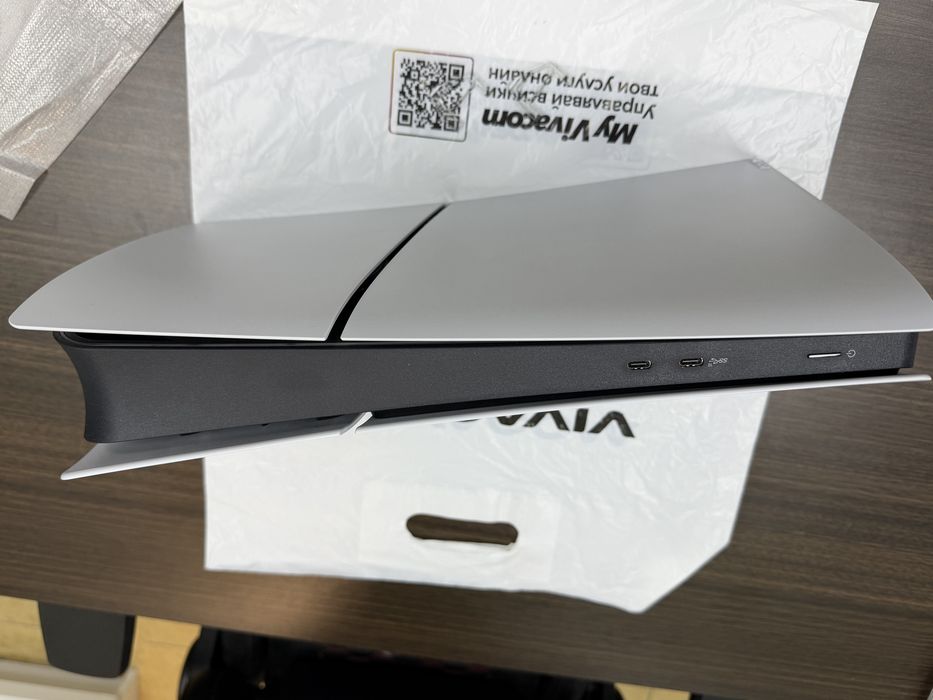 ***КАТО НОВ 825GB Playstation 5 Vivacom Гаранция до 2028 г. White