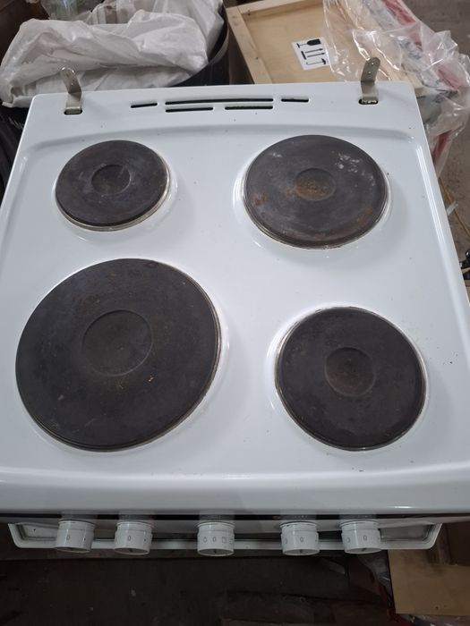 Электрическая плита