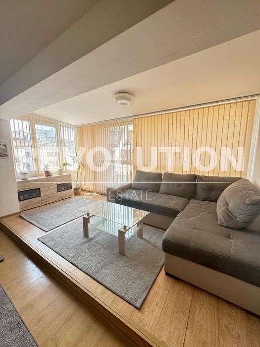 Дава се под наем Двустаен апартамент в Пловдив, Кършияка - 70 кв.м за 485 € - Снимка #2