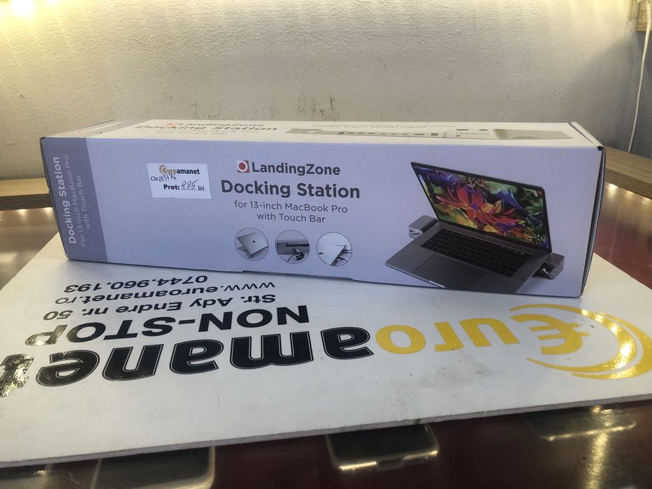 Statie de andocare LandingZone MacBook Pro 13inch A