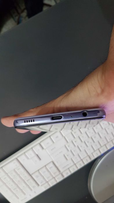 Продается Samsung Galaxy A52