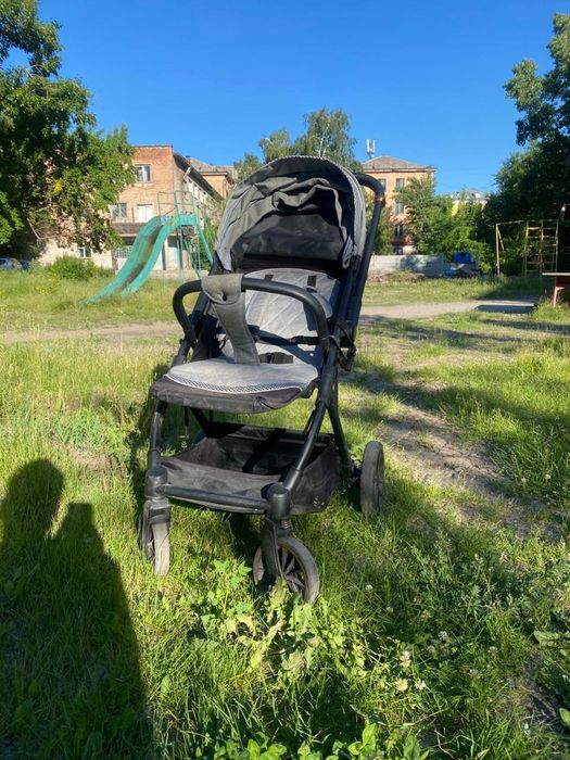 Продам детскую коляску