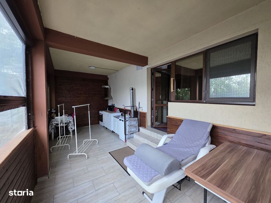 Apartament cu 2 camere de vanzare in vila in zona Ciorogarla