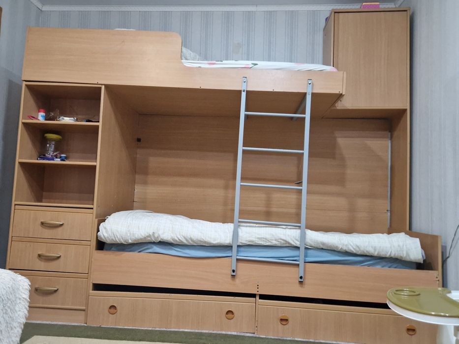 Двухярусная кровать детская