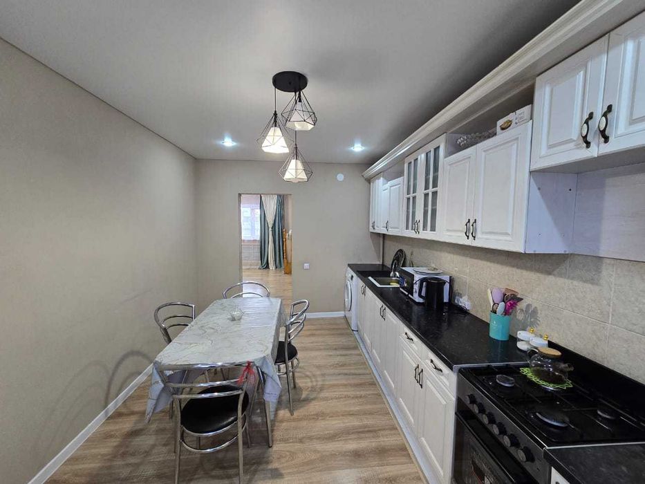 В продаже дом 7 комнат, Бесколь