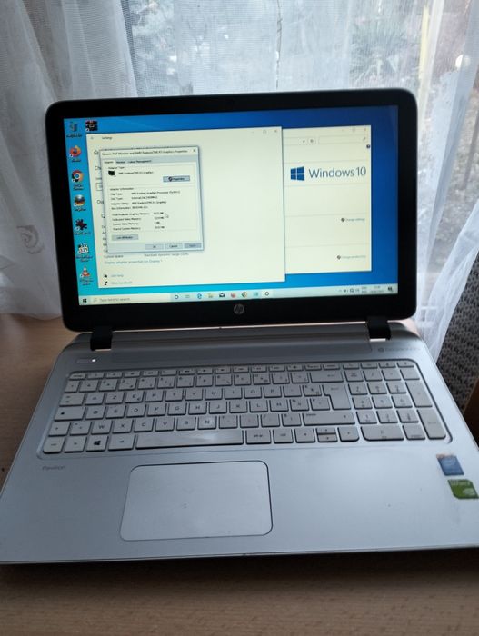 Laptop HP AMD A8-6410, 16 GB RAM, HDD 1 terra, baterie ok