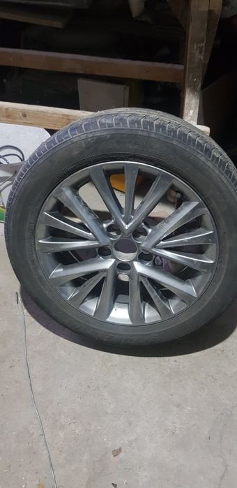 Продам диск от камри 2017г ,графит