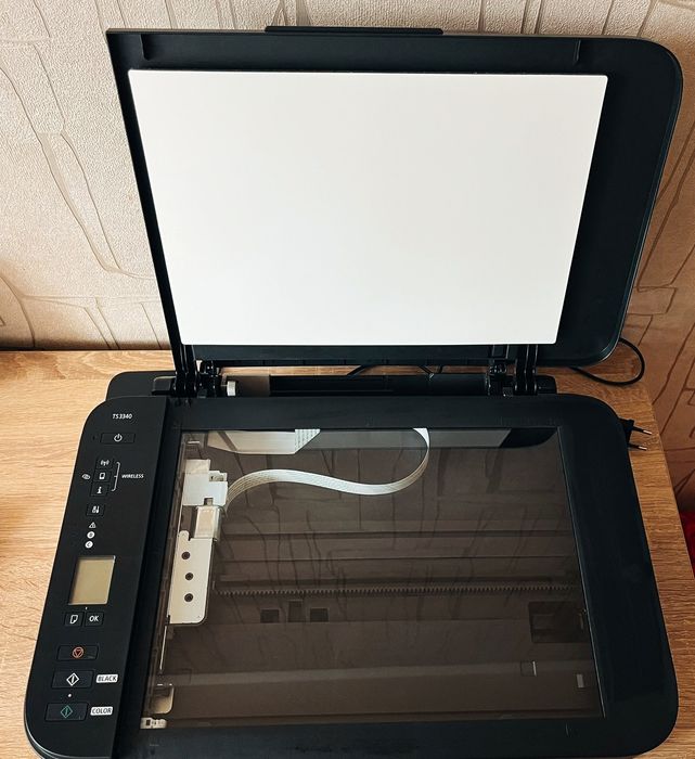 Продам струйны цветной  принтер