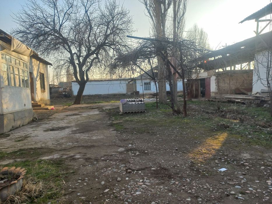 Уй сотилади Срочно